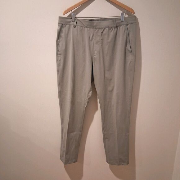 NWOT Rhone Commuter Stretch Pull On Chino Jogger Pants Men’s XL  101670 Biege - Picture 1 of 9